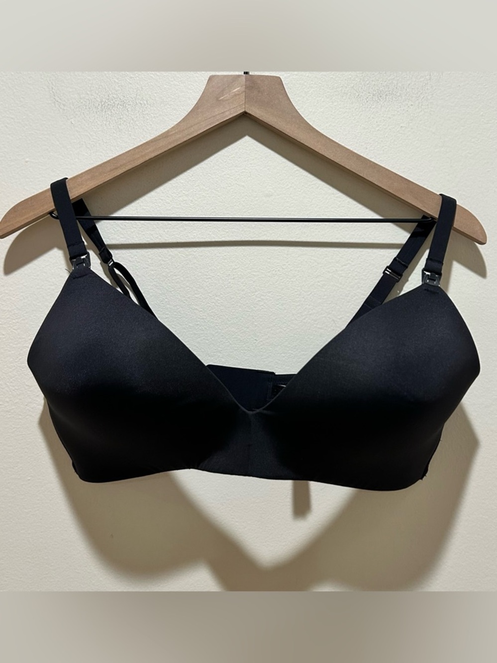 Skims Black Nursing Bra - Wireless - Excellent Condition - Women’s Size 38D